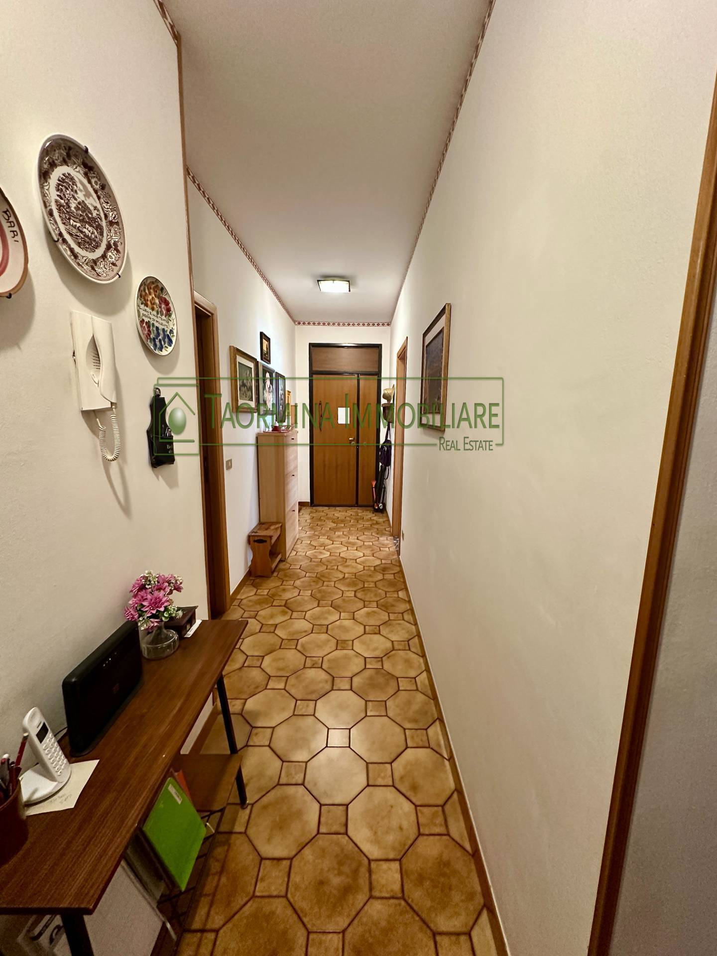 Appartamento in vendita a Gaggi, Gaggi