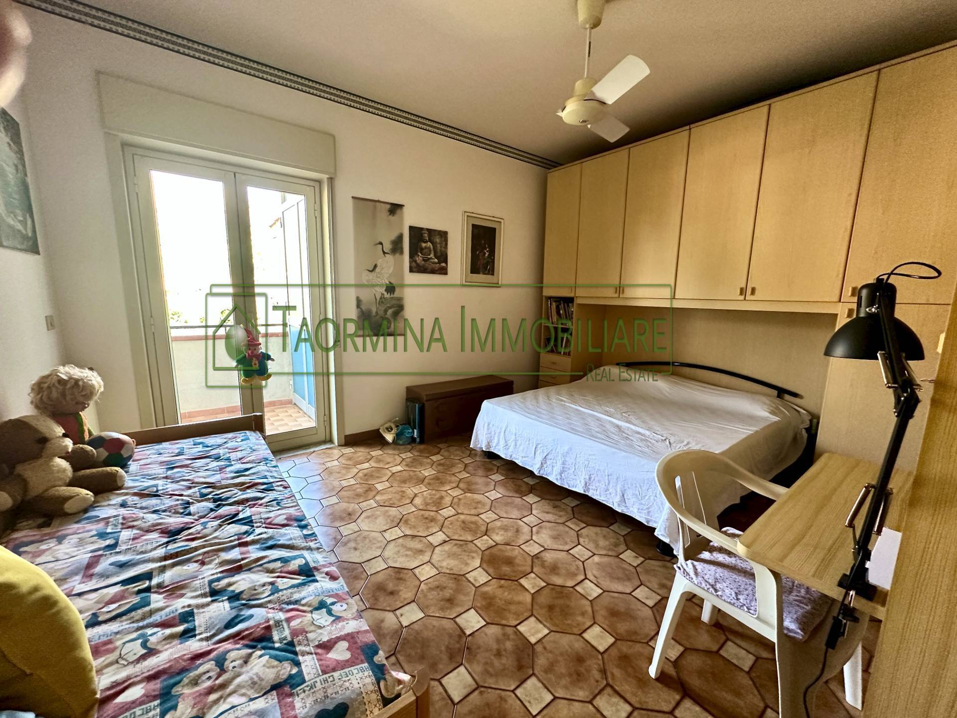 Appartamento in vendita a Gaggi, Gaggi