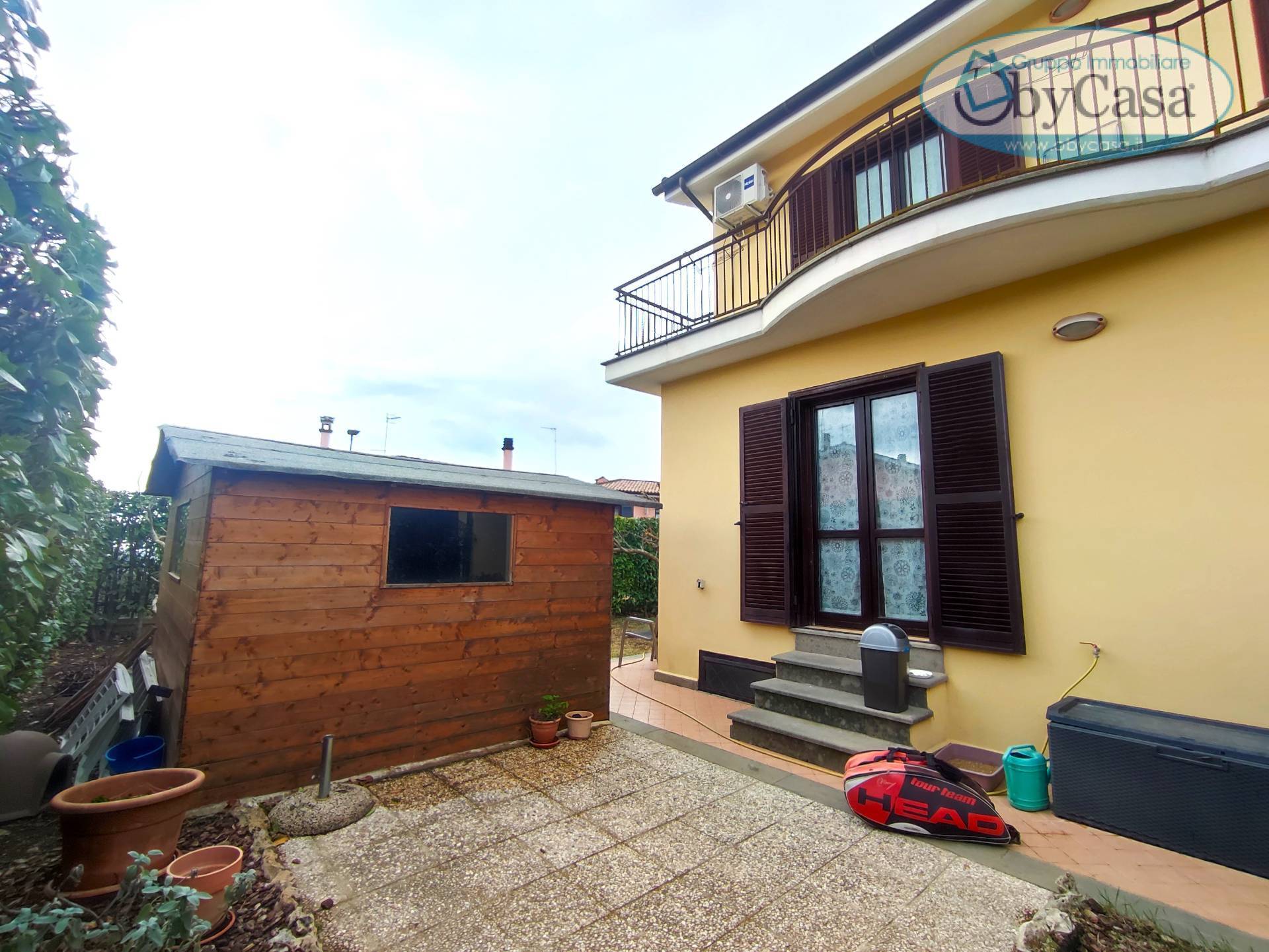 Porzione Laterale Trifamiliare in vendita a Campagnano di Roma