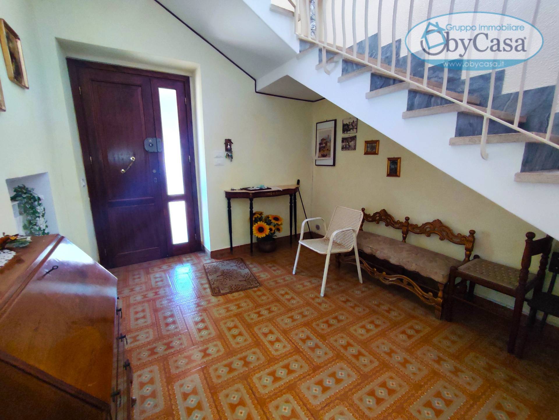 Casa Indipendente in vendita a Manziana, centro 1