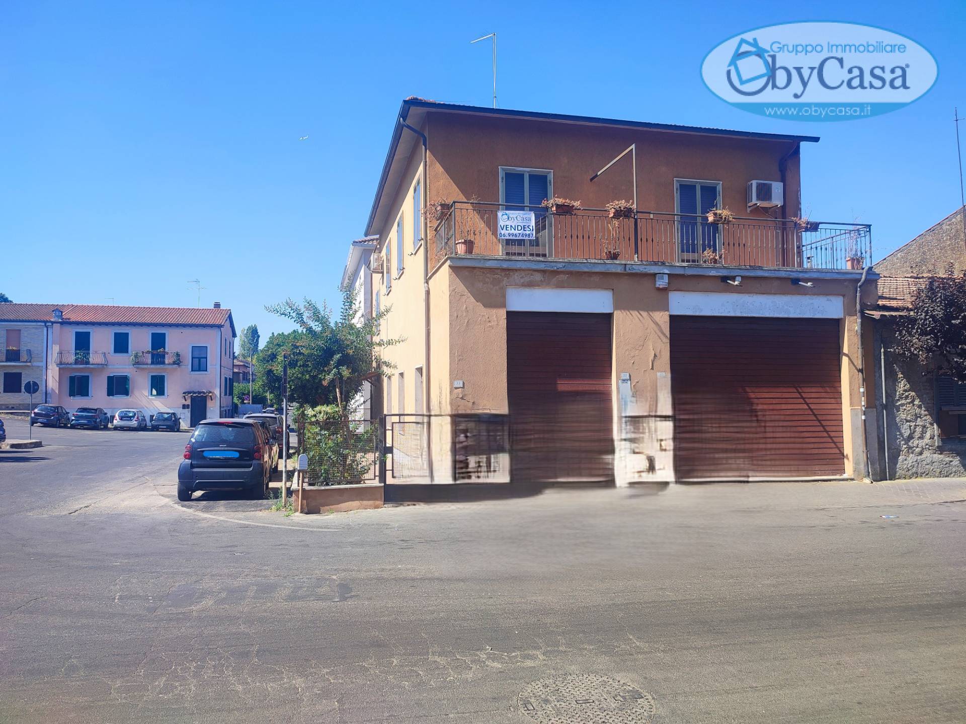 Casa Indipendente in vendita a Manziana, centro 1