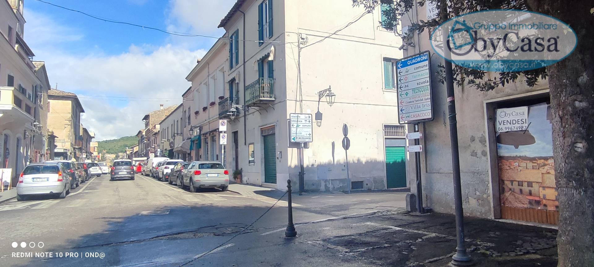 Locale commerciale in vendita a Manziana