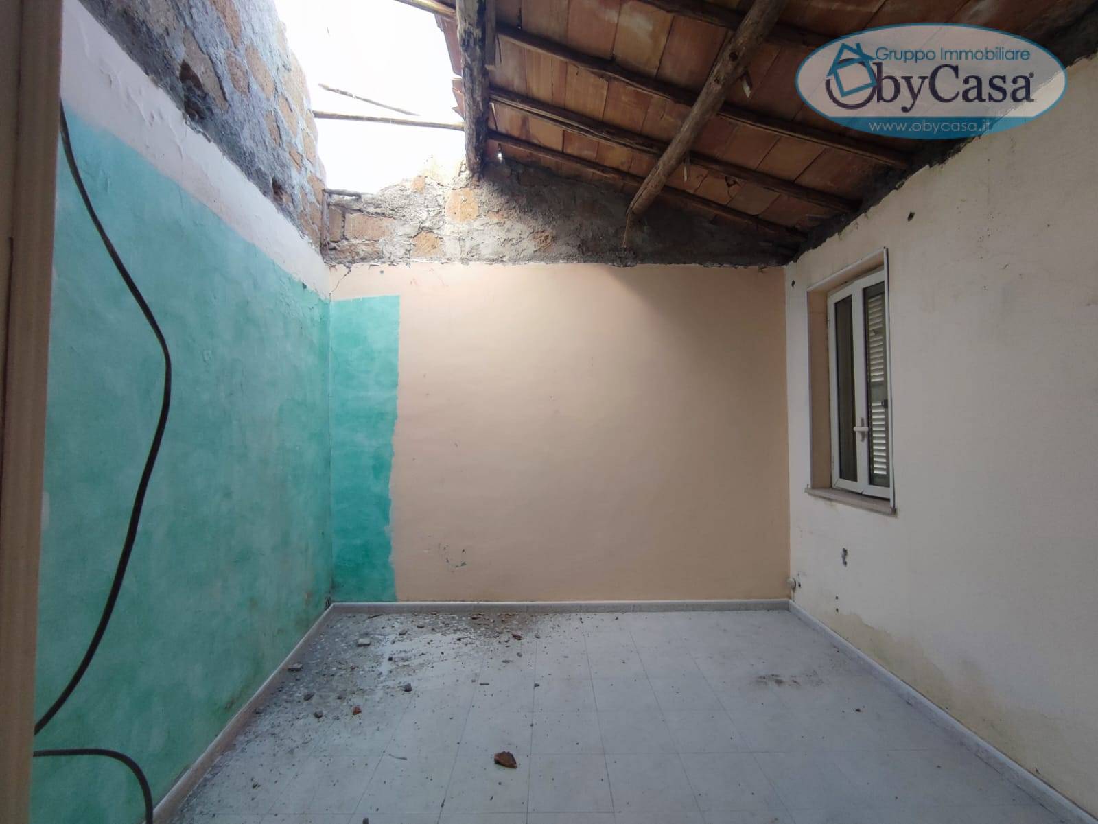 Appartamento 2 locali in vendita a Canale Monterano, Centro