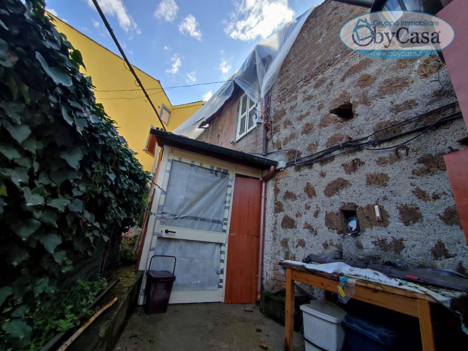 Appartamento 2 locali in vendita a Canale Monterano, Centro