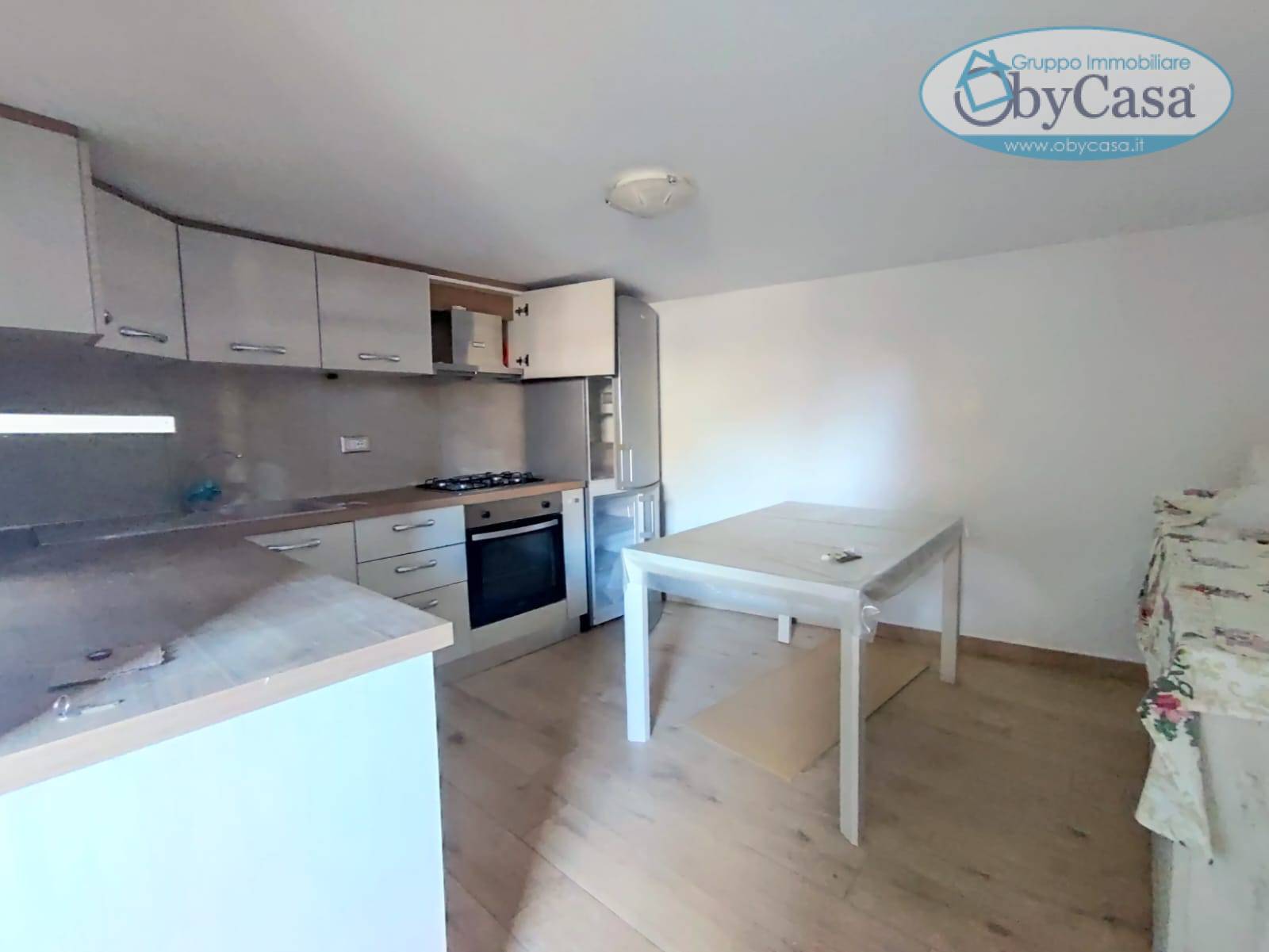 Appartamento 2 locali in vendita a Canale Monterano, Centro