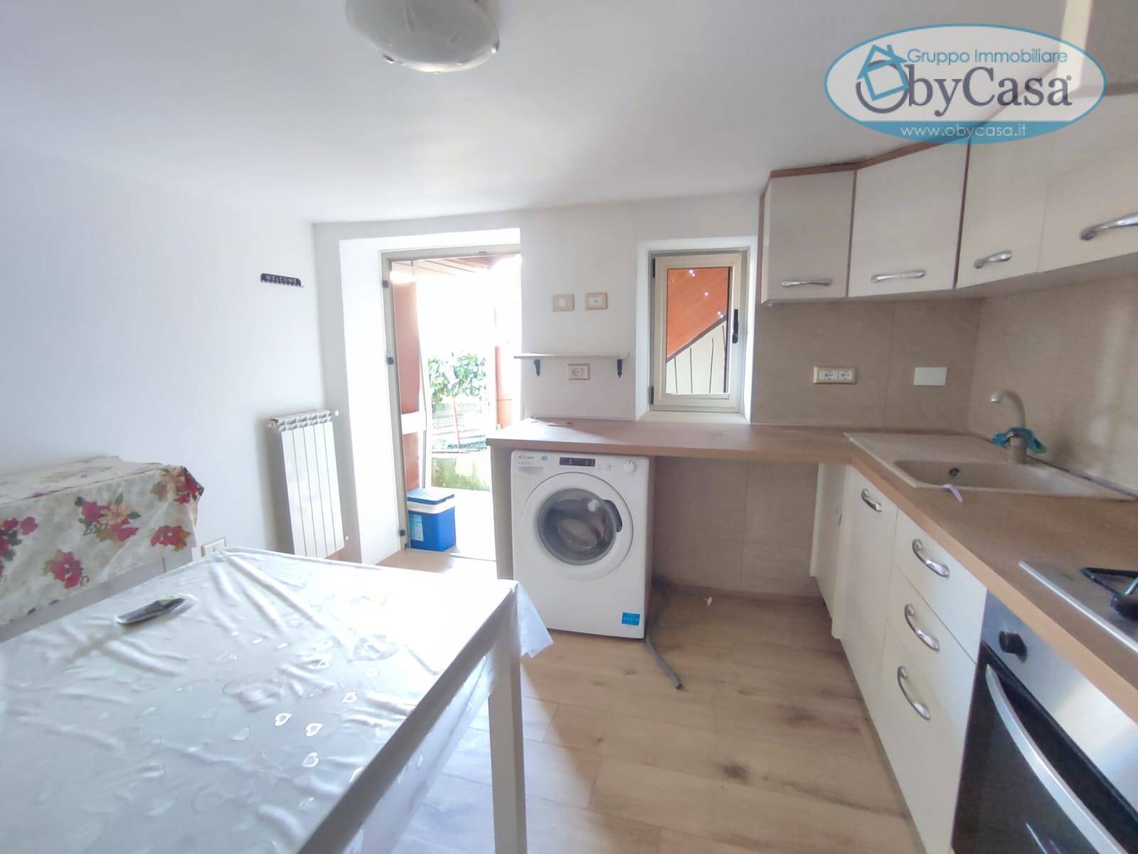 Appartamento 2 locali in vendita a Canale Monterano, Centro