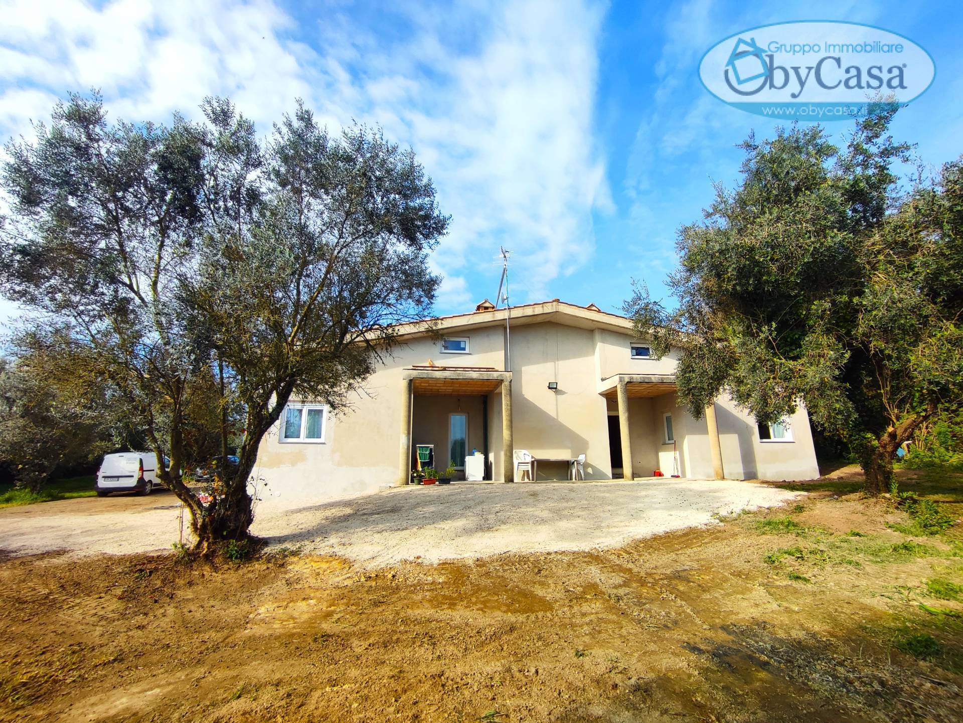 Villa in vendita a Manziana