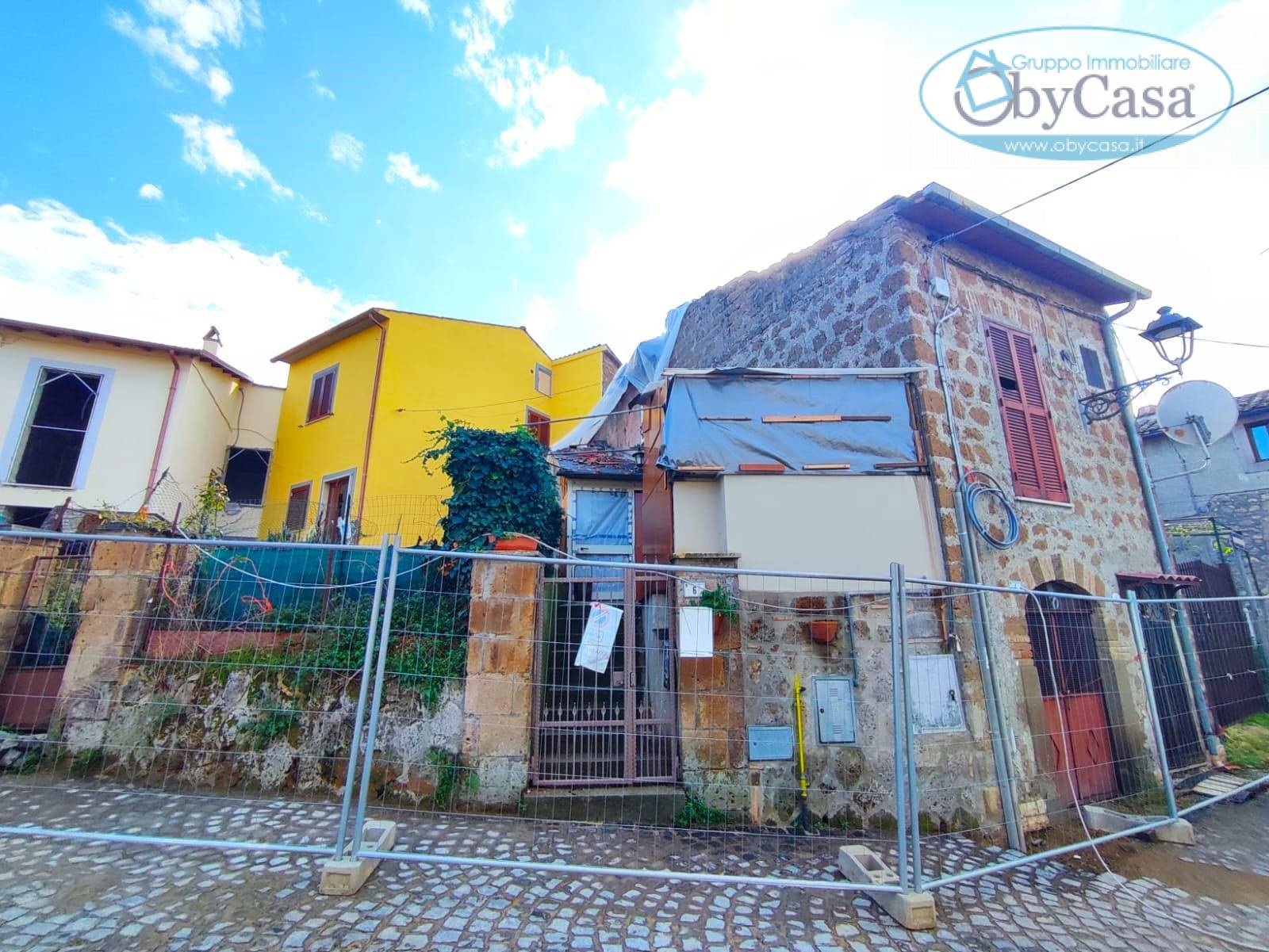 Appartamento 2 locali in vendita a Canale Monterano, Centro