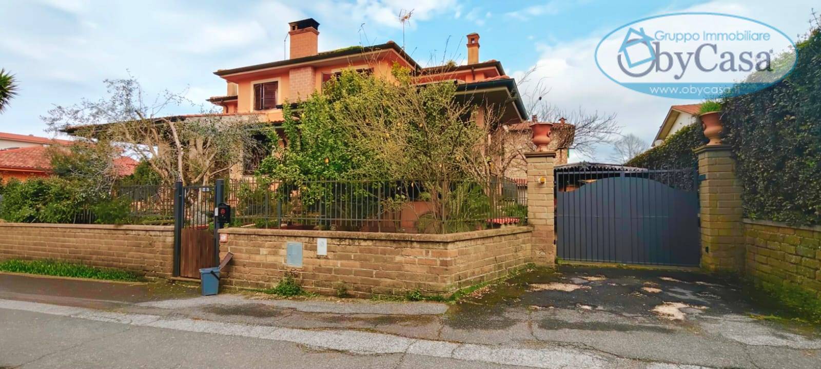 Villa Bifamiliare in vendita a Manziana, le grazie