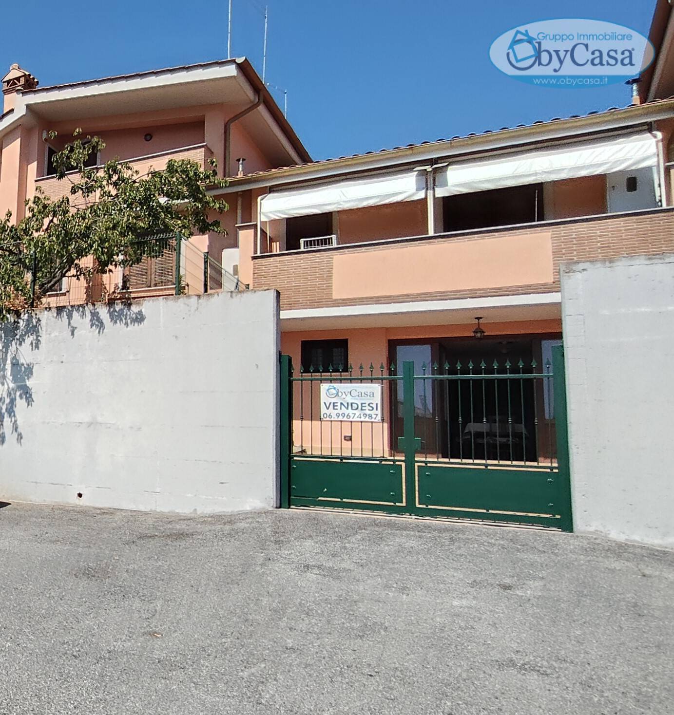 Villa Trifamiliare in vendita a Manziana, Quadroni