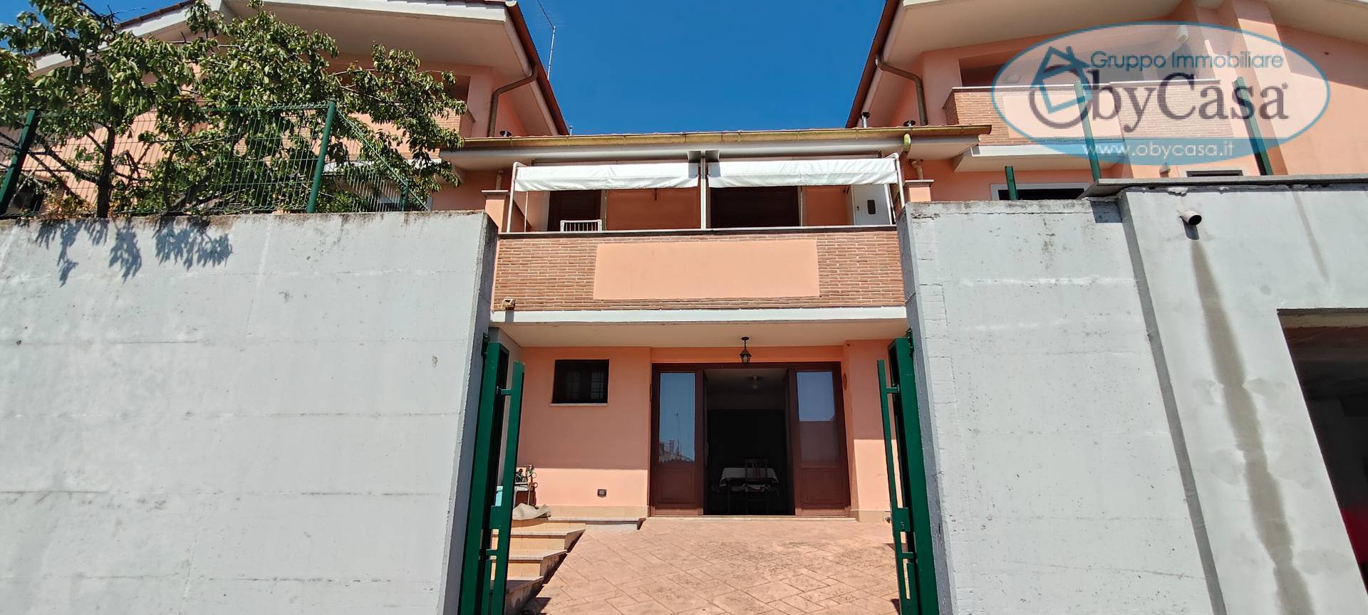 Villa Trifamiliare in vendita a Manziana, Quadroni