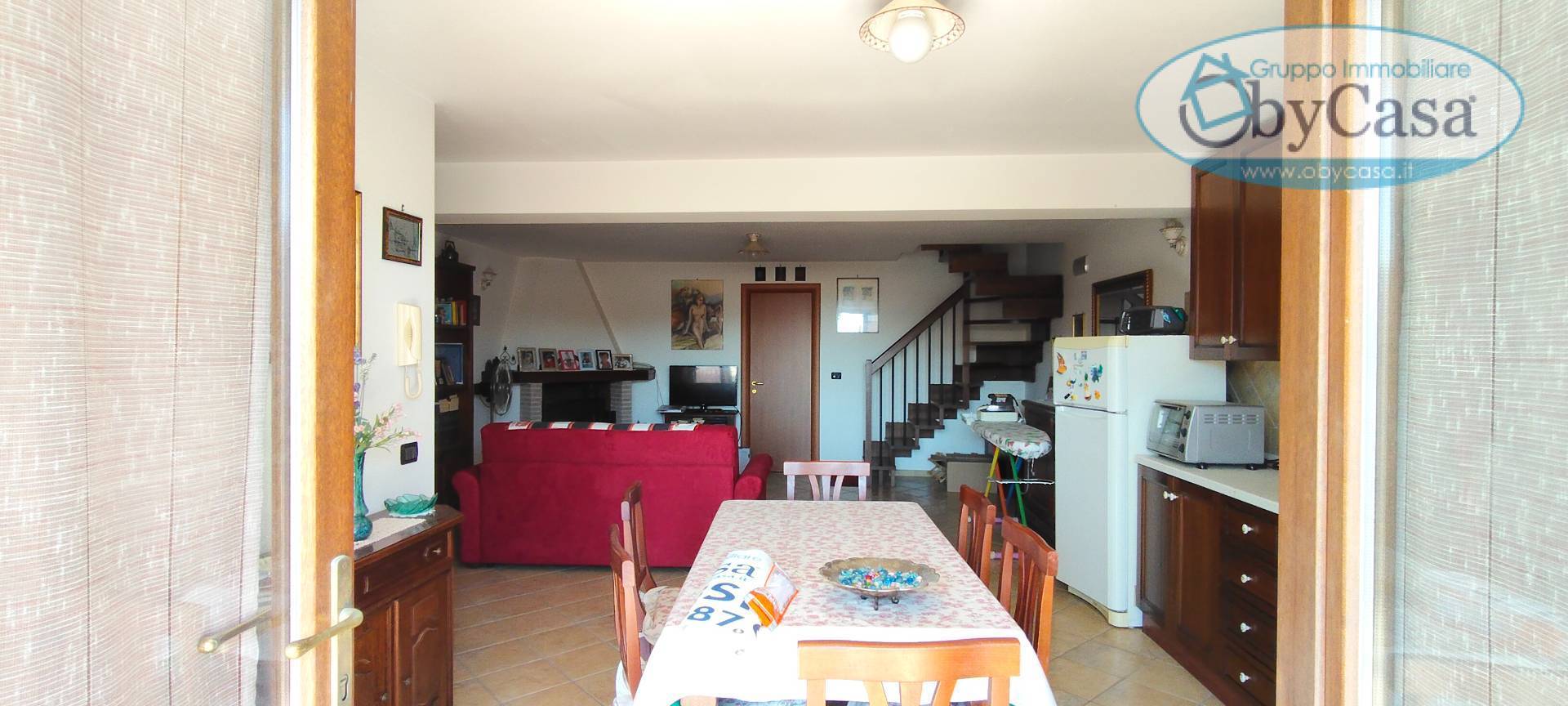 Villa Trifamiliare in vendita a Manziana, Quadroni
