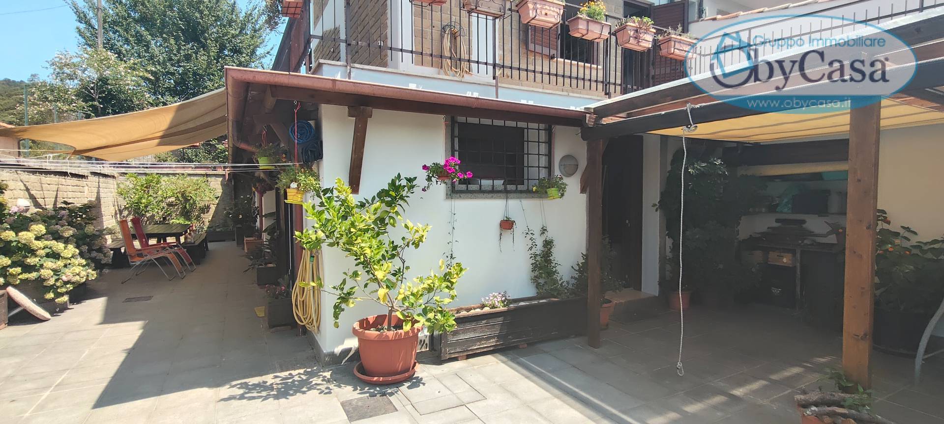 Villa Trifamiliare in vendita a Manziana, Quadroni