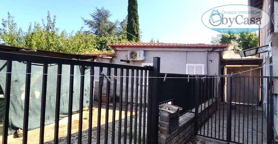 Casa Indipendente in vendita a Manziana, centro 1