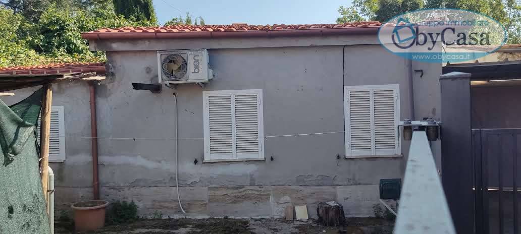 Casa Indipendente in vendita a Manziana, centro 1
