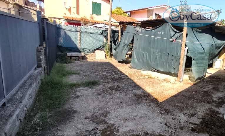 Casa Indipendente in vendita a Manziana, centro 1