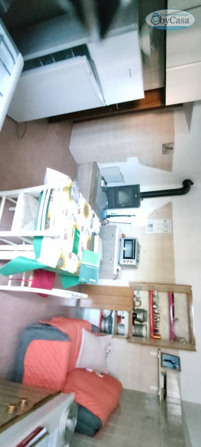 Appartamento 3 locali in vendita a Manziana, centro 1