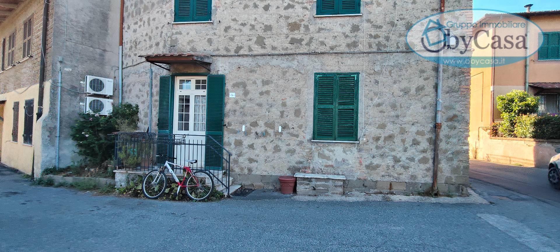 Appartamento 4 locali in vendita a Manziana, le grazie