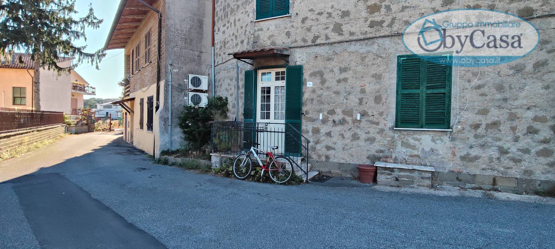Appartamento 4 locali in vendita a Manziana, le grazie