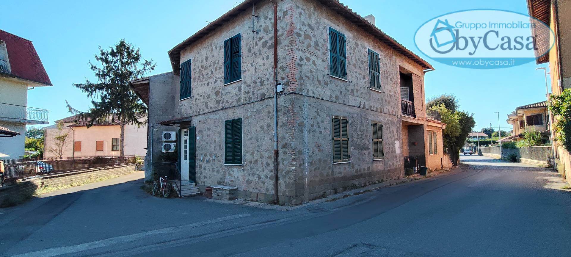 Appartamento 5 locali in vendita a Manziana, le grazie