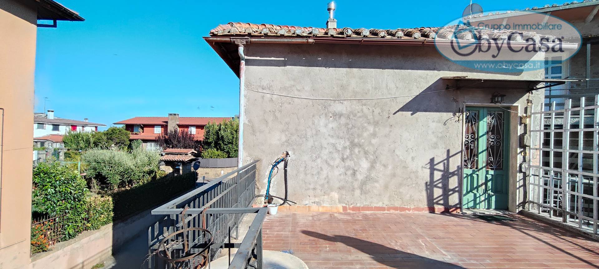 Appartamento 5 locali in vendita a Manziana, le grazie