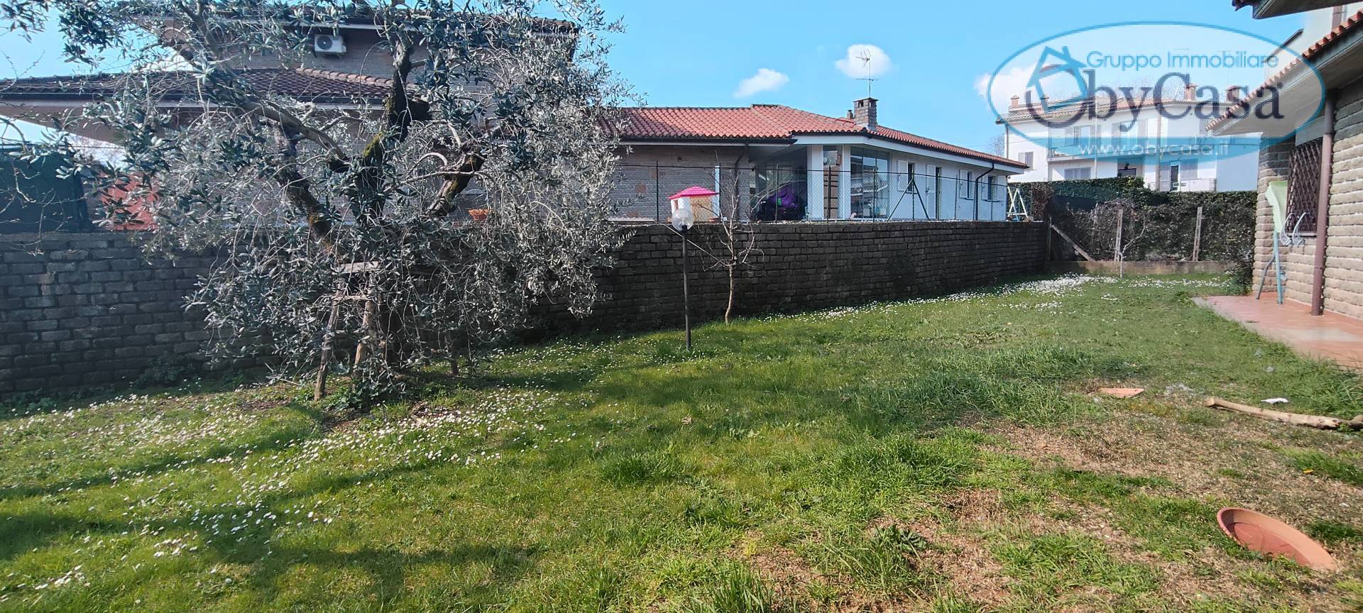 Villa Bifamiliare in vendita a Oriolo Romano