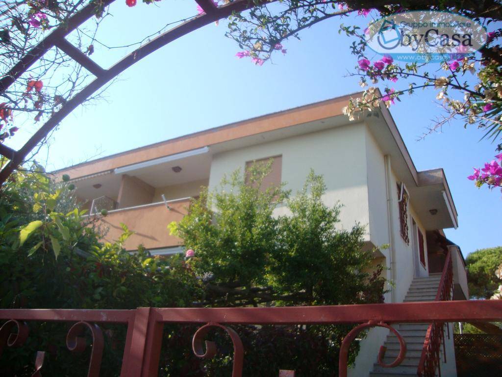 Villette a schiera in vendita a Santa Marinella