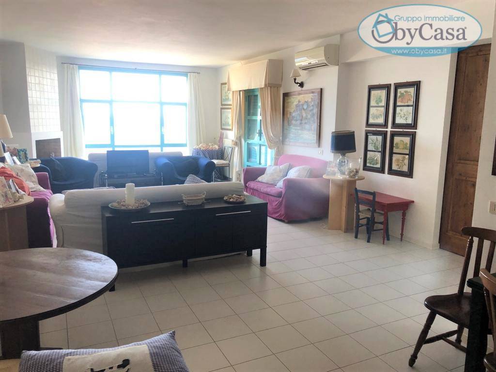 Appartamento 5 locali in affitto a Santa Marinella, Centrale