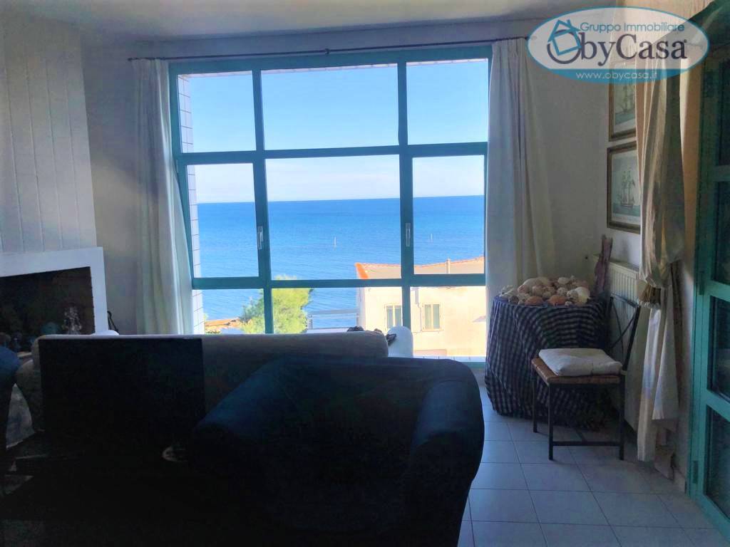 Appartamento 5 locali in affitto a Santa Marinella, Centrale