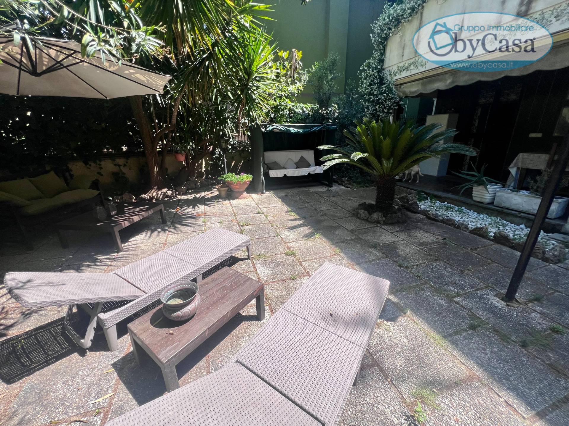 Villa Quadrifamiliare in vendita a Guidonia Montecelio
