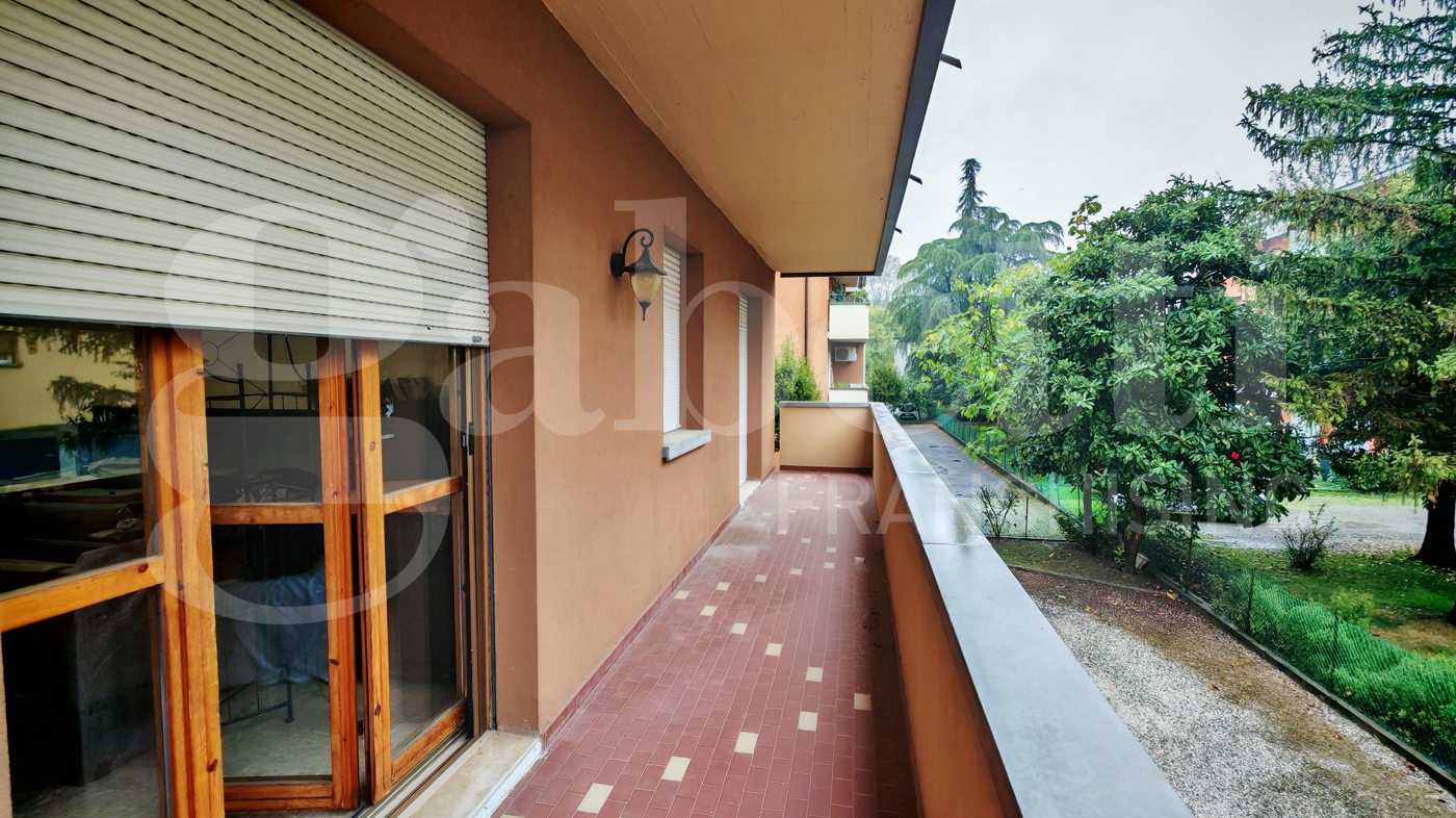 Appartamento con box a Calderara di Reno