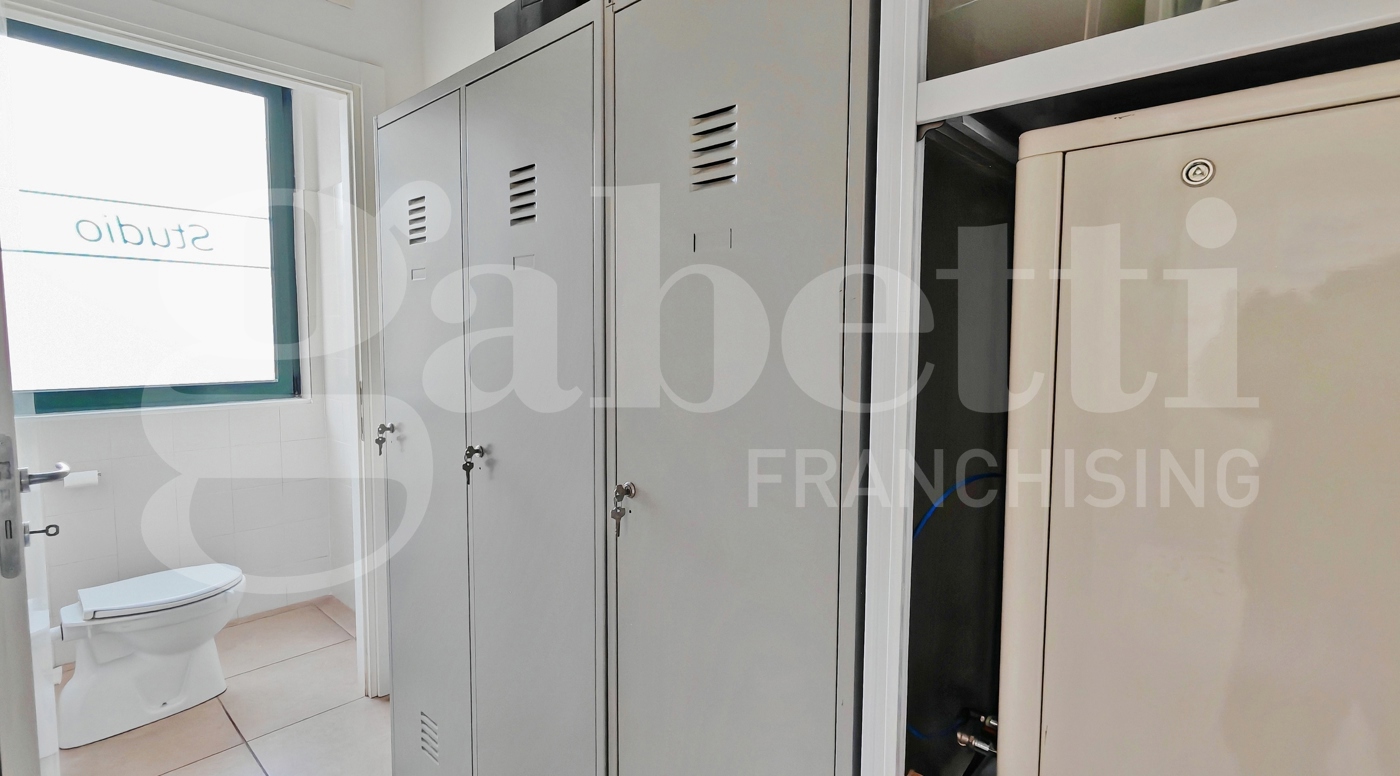 Ufficio in vendita a Calderara di Reno