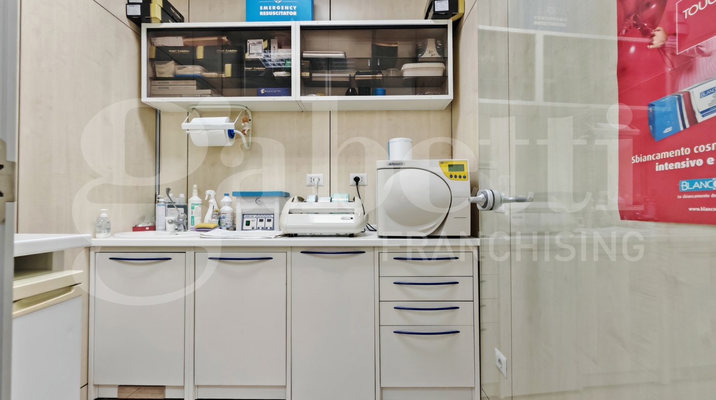 Ufficio in vendita a Calderara di Reno