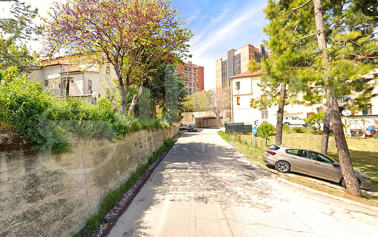 Casa indipendente in vendita a Chieti
