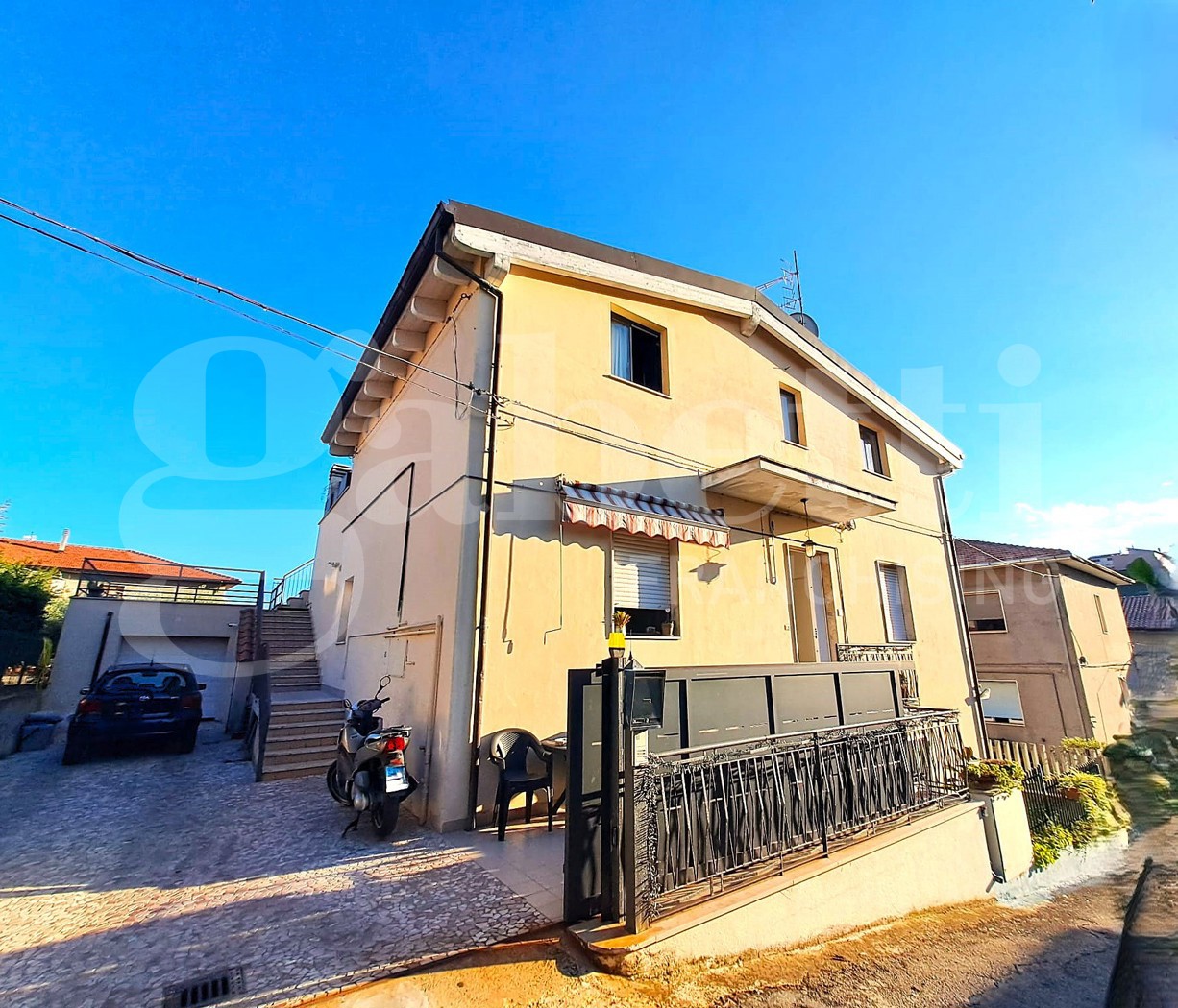 Quadrilocale in vendita a Pescara