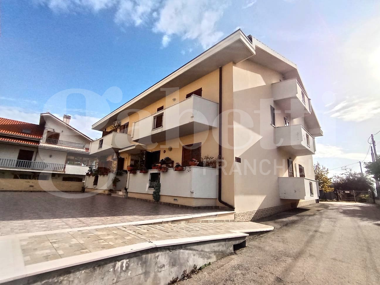 Quadrilocale in vendita a Pianella