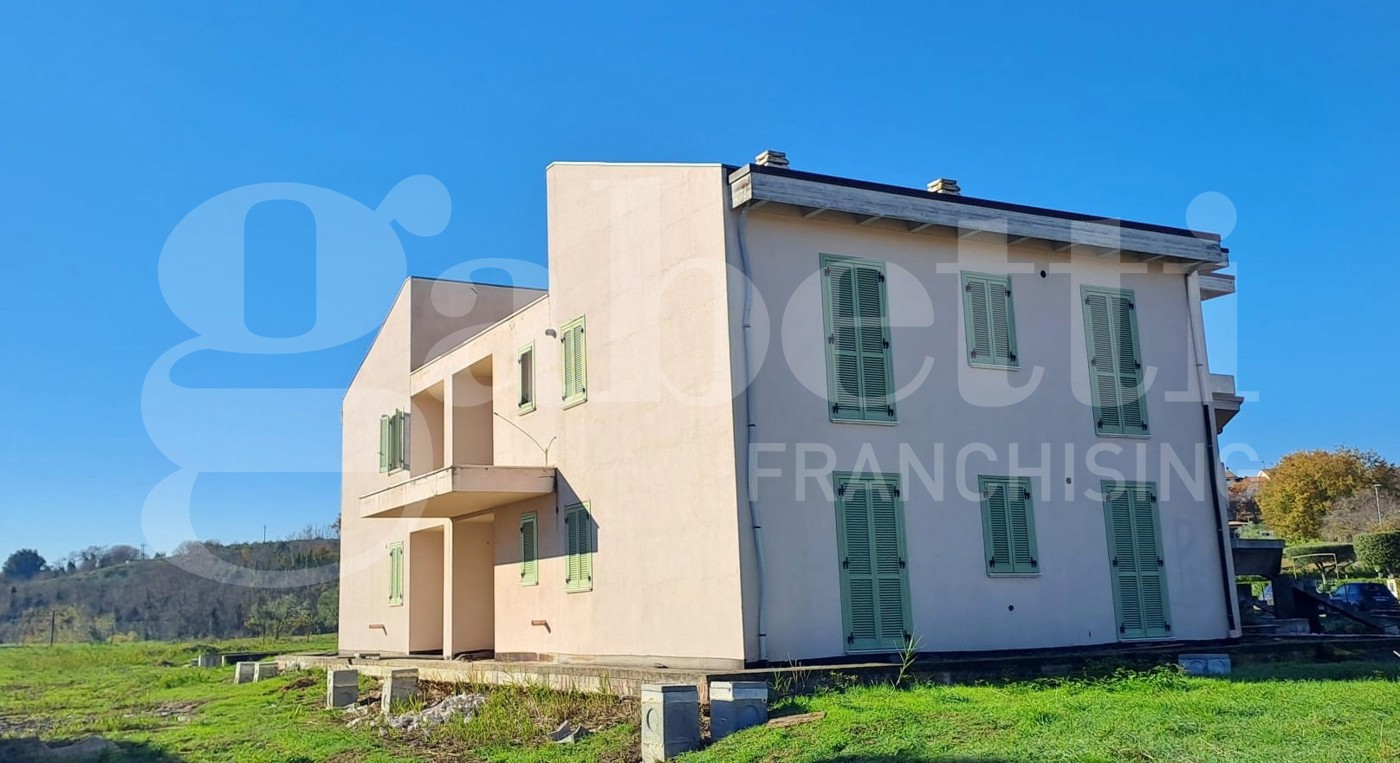 Bilocale con giardino a Rosciano