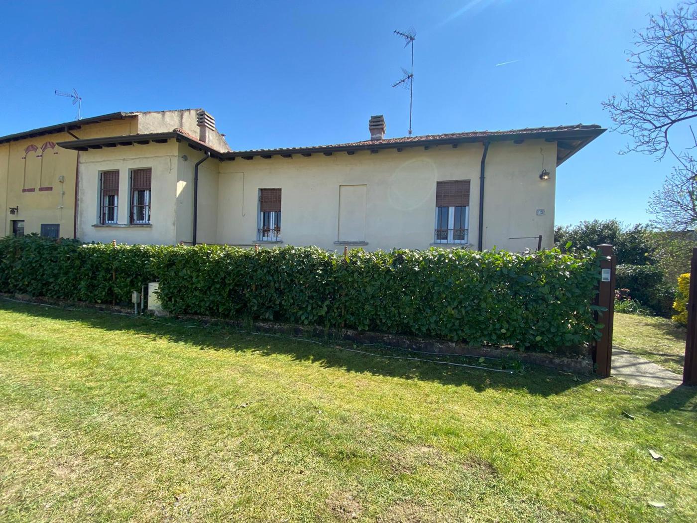 Casa indipendente con giardino a Garlasco