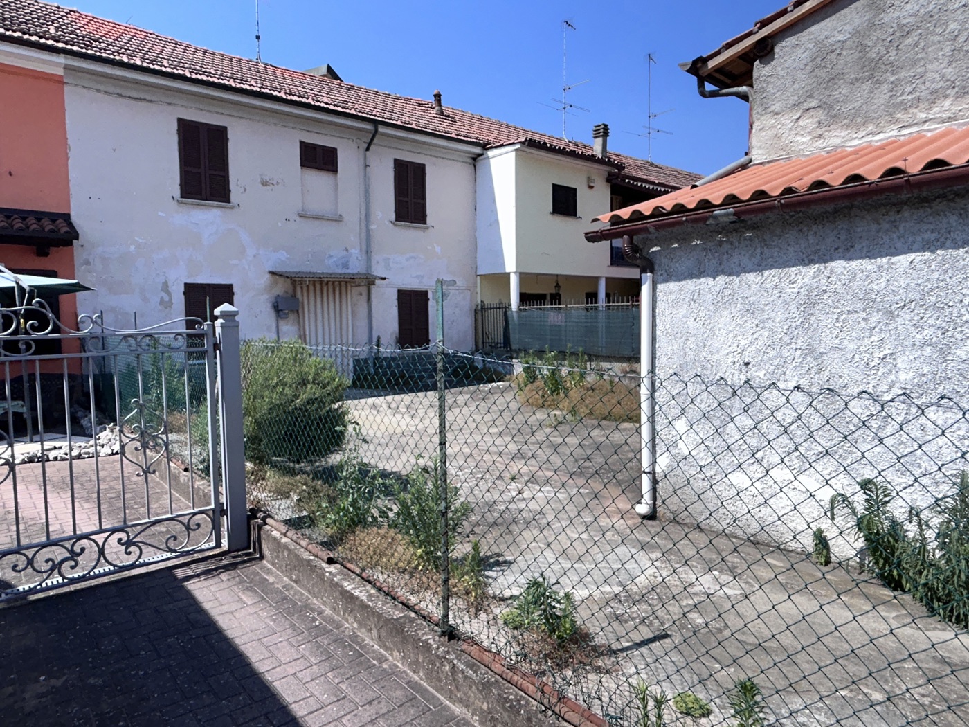Casa indipendente in vendita a Sannazzaro de' Burgondi