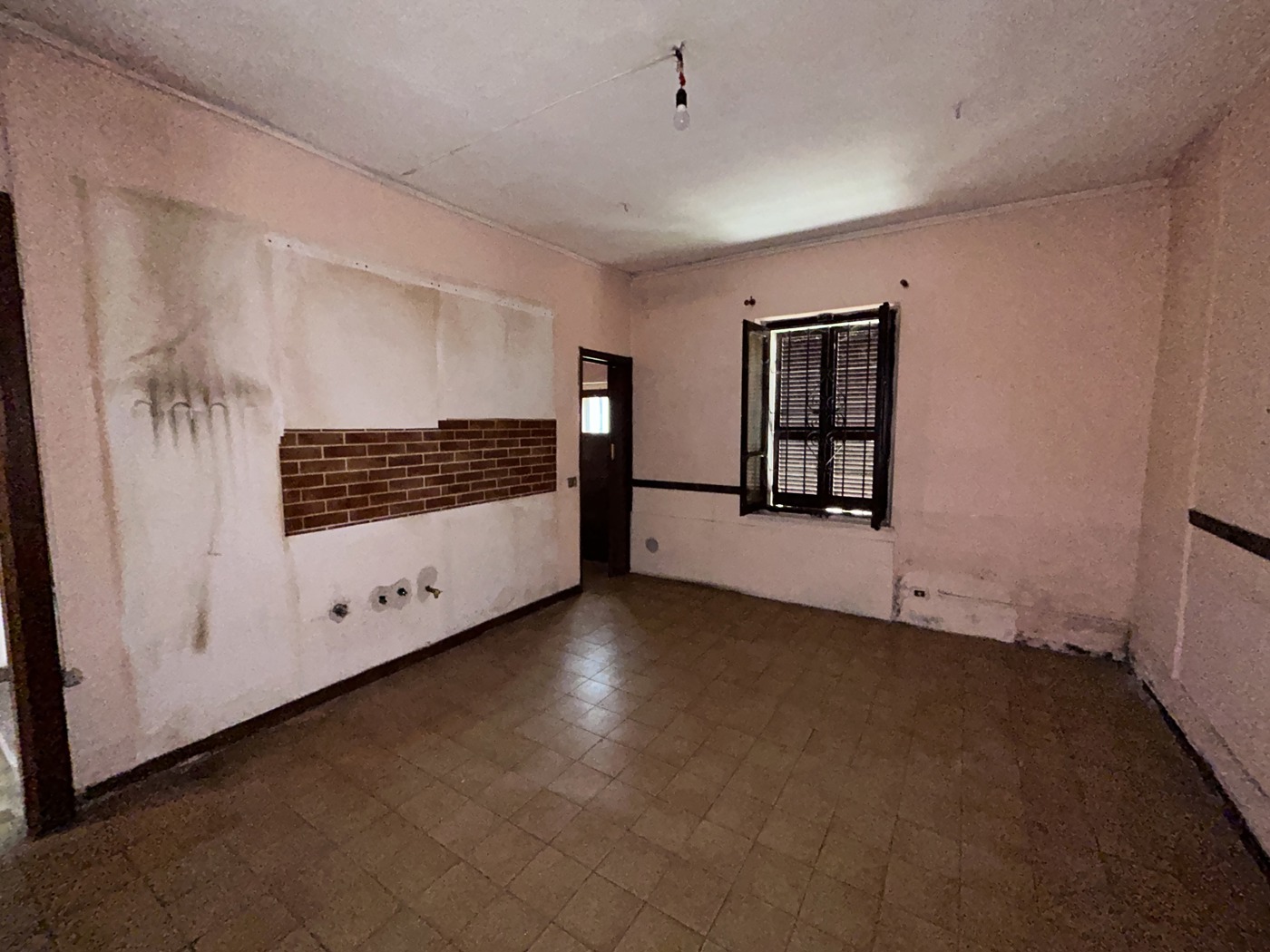 Casa indipendente in vendita a Sannazzaro de' Burgondi