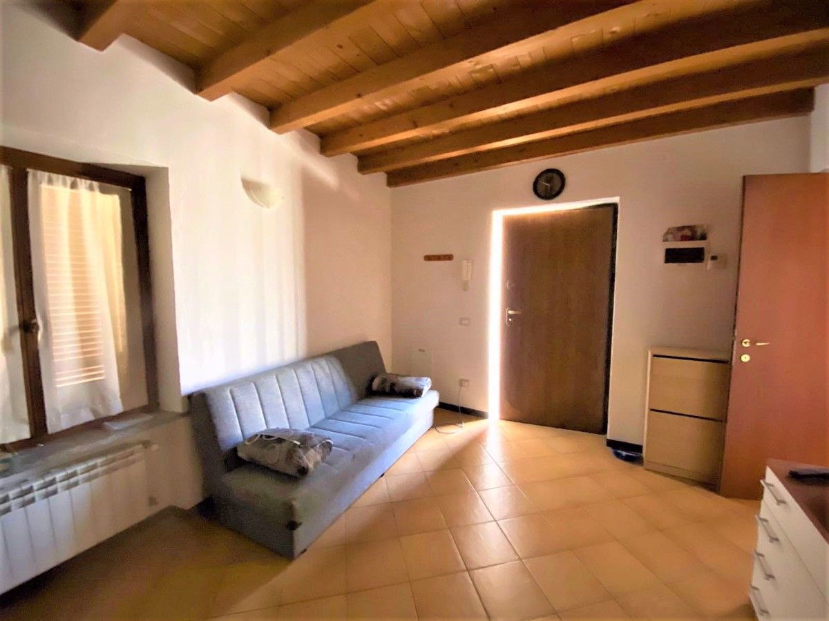 Bilocale arredato in affitto a Ferrera Erbognone