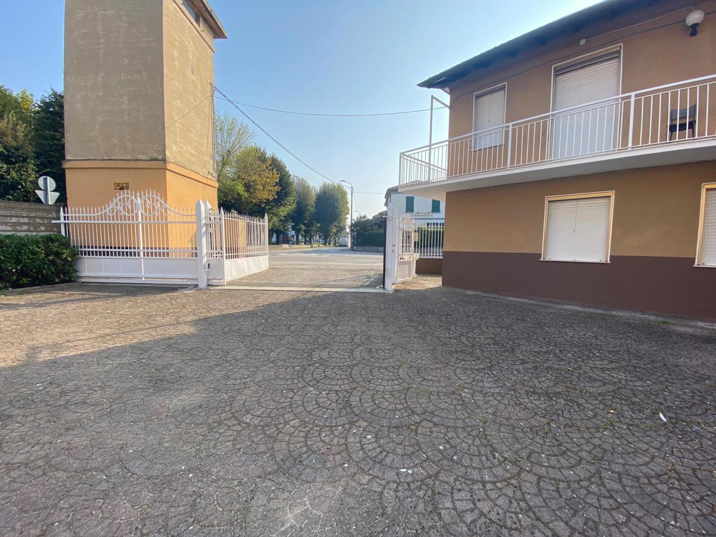 Trilocale arredato in affitto a Garlasco