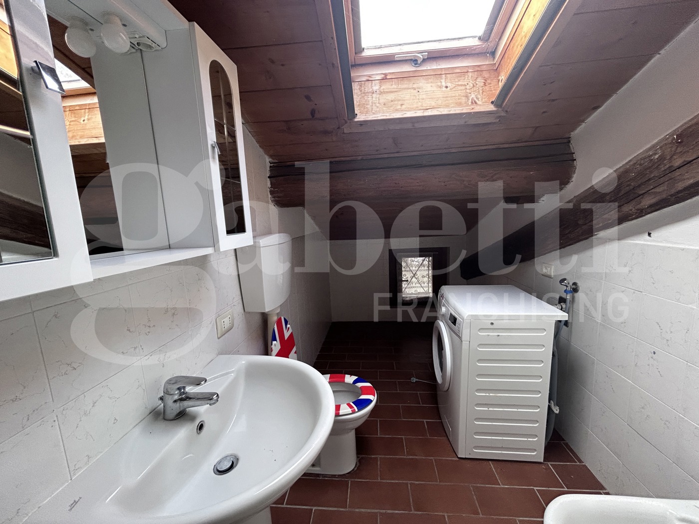 Trilocale arredato in affitto a Ottobiano