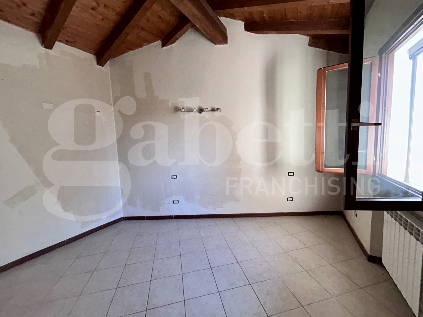 Quadrilocale in vendita a Tromello