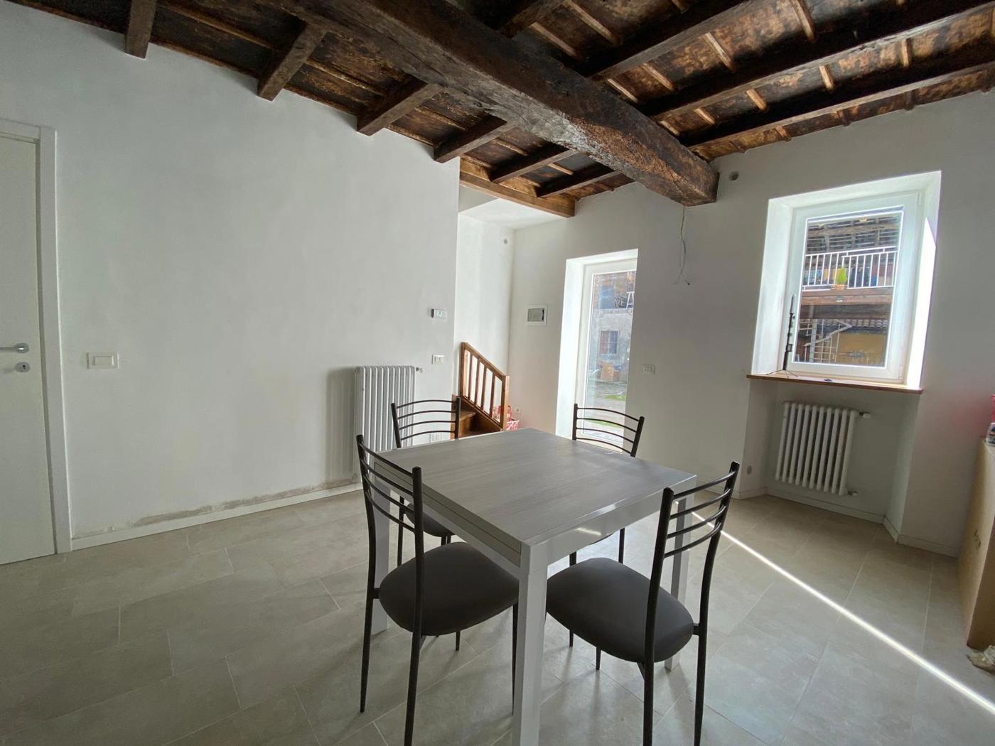 Casa indipendente arredata in affitto a Garlasco