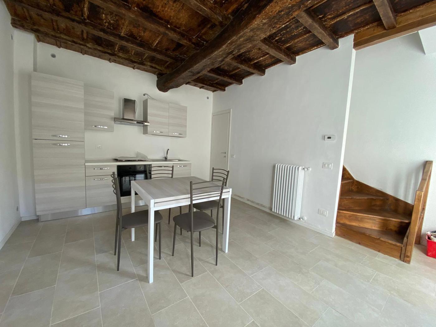 Casa indipendente arredata in affitto a Garlasco