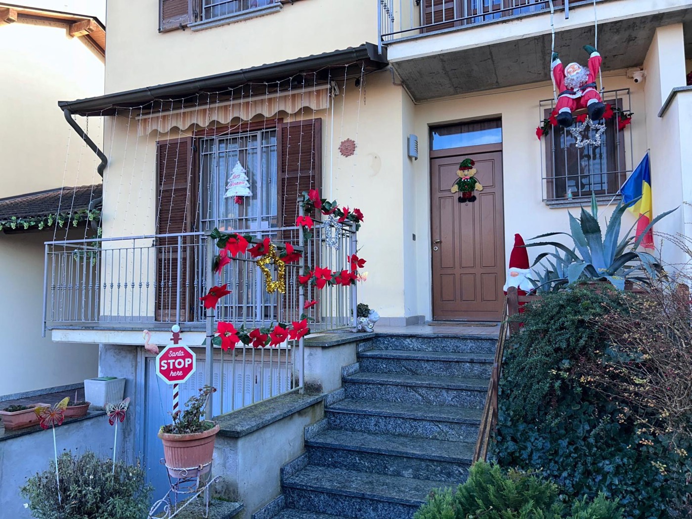 Casa indipendente con giardino a Zerbol�