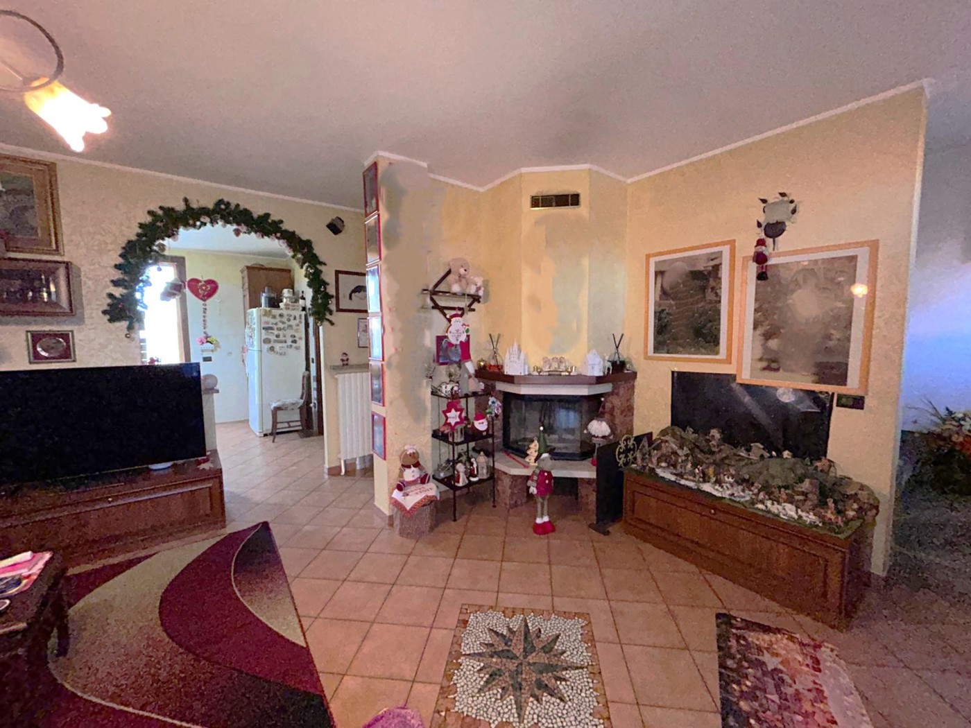 Casa indipendente con giardino a Zerbol�