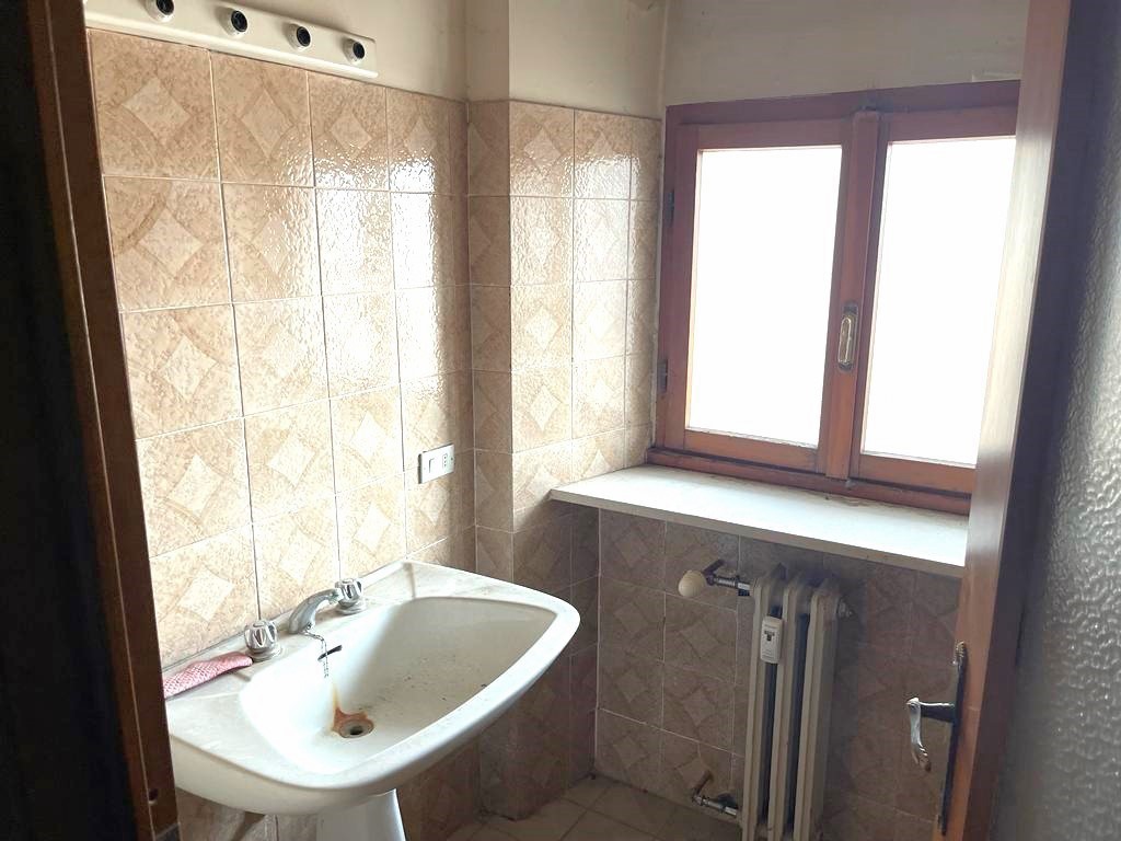 Ufficio da ristrutturare a Casei Gerola