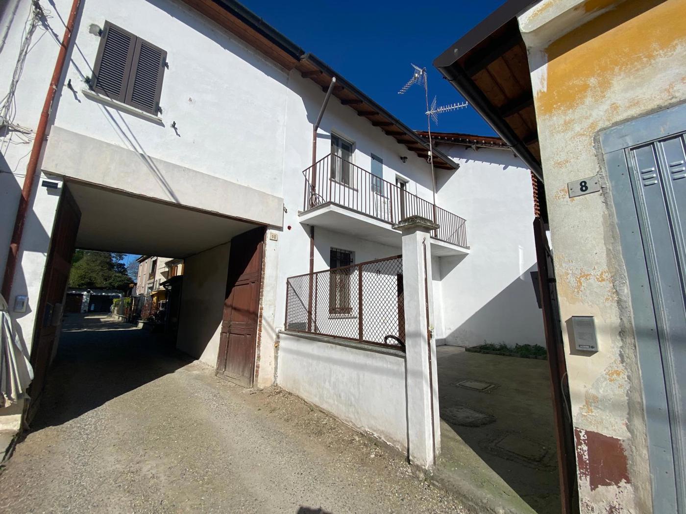 Casa indipendente con giardino a Garlasco